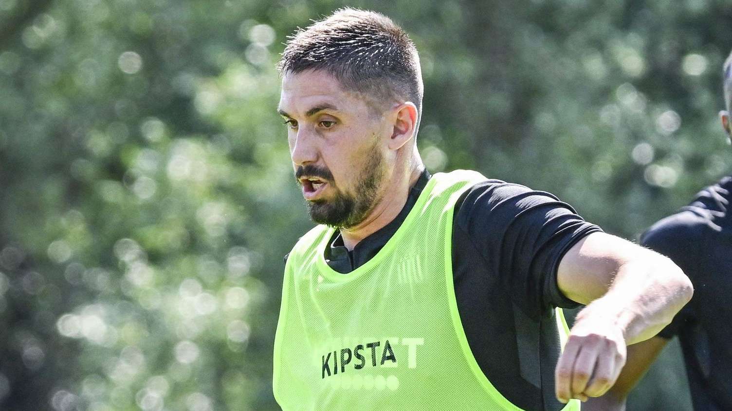 与者应继续 与者应继续